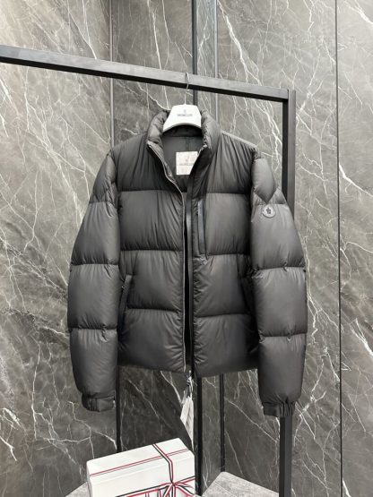 REPLICA MONCLER MEN'S BLACK BESBRE SHORT DOWN JACKET #3764