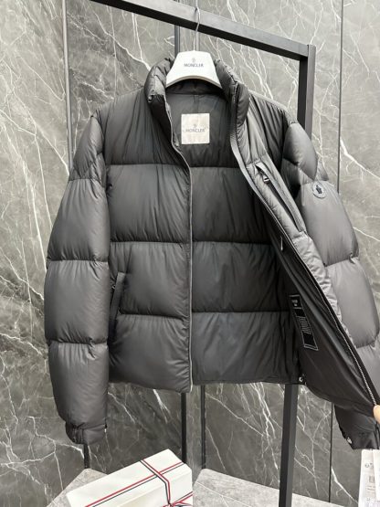 REPLICA MONCLER MEN'S BLACK BESBRE SHORT DOWN JACKET #3764 - Image 17