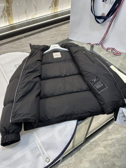 REPLICA MONCLER MEN'S BLACK BESBRE SHORT DOWN JACKET #3764 - Image 5