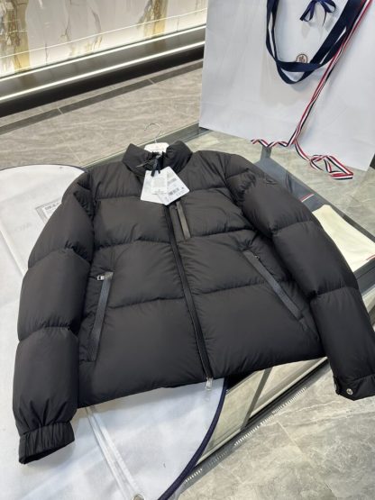 REPLICA MONCLER MEN'S BLACK BESBRE SHORT DOWN JACKET #3764 - Image 7