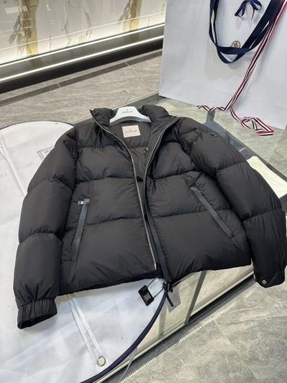 REPLICA MONCLER MEN'S BLACK BESBRE SHORT DOWN JACKET #3764 - Image 8