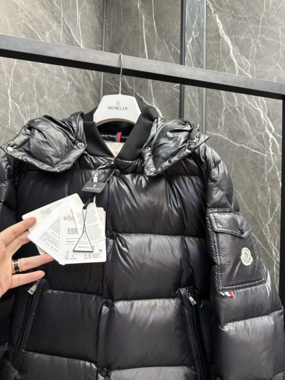 REPLICA MEN'S MONCLER BLACK MALJASSET SHORT DOWN JACKET #3769 - Image 2