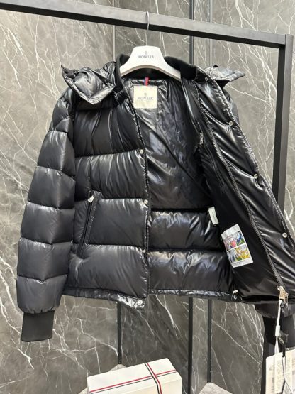 REPLICA MEN'S MONCLER BLACK MALJASSET SHORT DOWN JACKET #3769 - Image 9