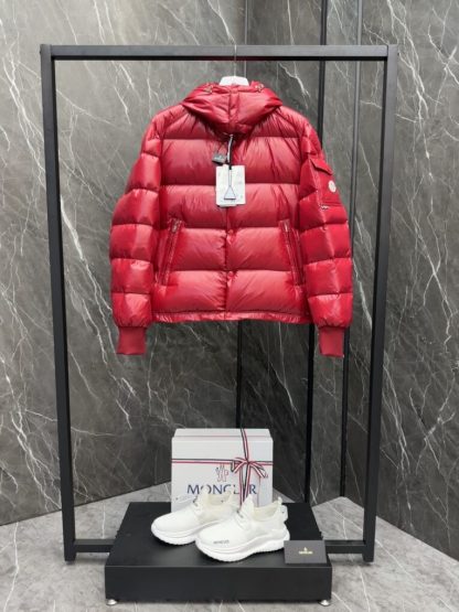 REPLICA MEN'S MONCLER RED MALJASSET SHORT DOWN JACKET #3771 - Image 18