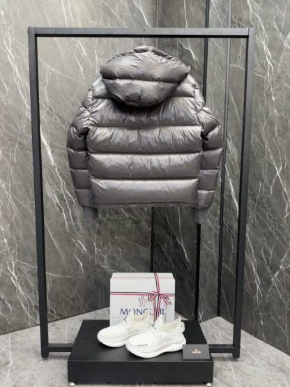 REPLICA MEN'S MONCLER DARK GRAY MALJASSET SHORT DOWN JACKET #3770 - Image 5