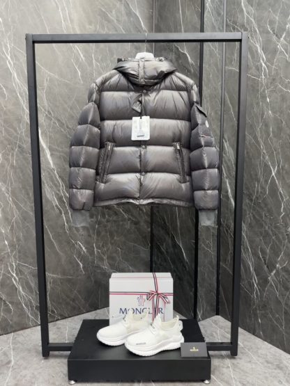 REPLICA MEN'S MONCLER DARK GRAY MALJASSET SHORT DOWN JACKET #3770 - Image 9
