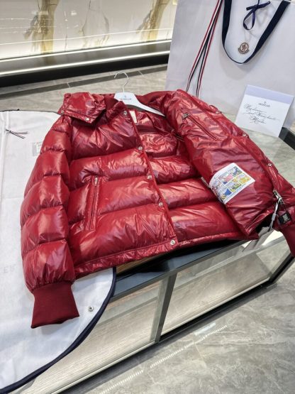REPLICA MEN'S MONCLER RED MALJASSET SHORT DOWN JACKET #3771 - Image 4