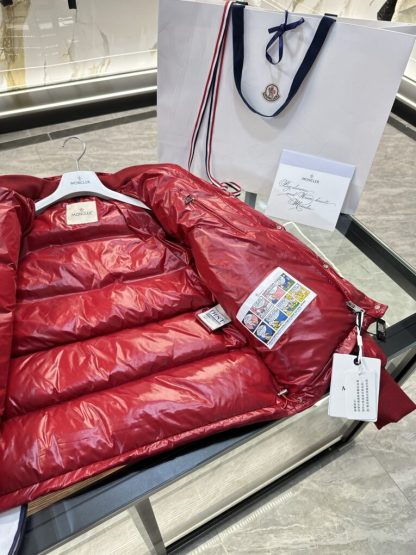 REPLICA MEN'S MONCLER RED MALJASSET SHORT DOWN JACKET #3771 - Image 5