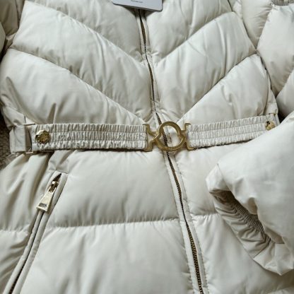 REPLICA MONCLER BROSSE DIAGONAL-QUILTED HOODED SHORT DOWN JACKET WHITE #3892 - Image 7
