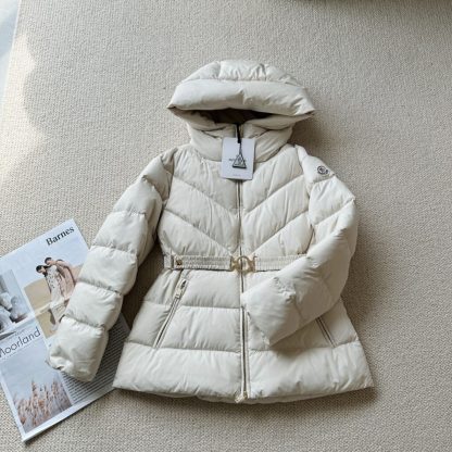 REPLICA MONCLER BROSSE DIAGONAL-QUILTED HOODED SHORT DOWN JACKET WHITE #3892 - Image 10