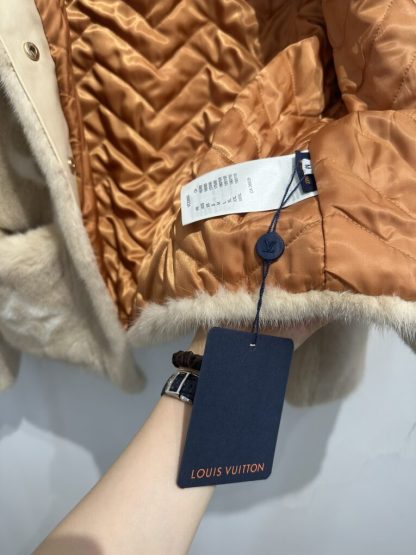  Louis Vuitton Women's Collarless Monogram Mink Jacket 1AFTI7 #3783 - Image 6