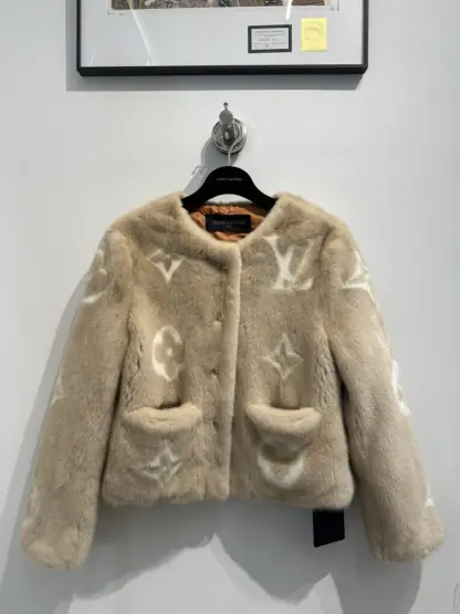  Louis Vuitton Women's Collarless Monogram Mink Jacket 1AFTI7 #3783 - Image 11