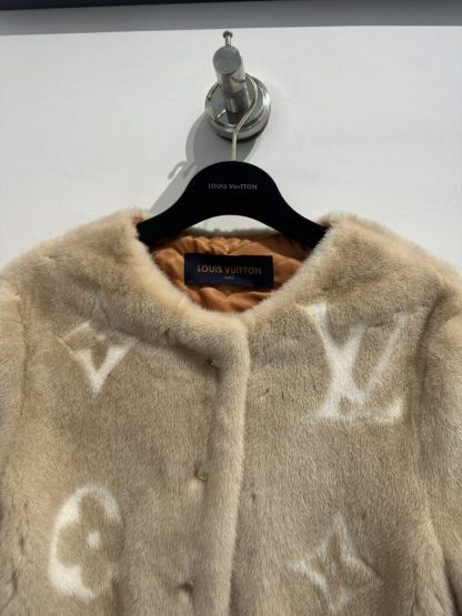  Louis Vuitton Women's Collarless Monogram Mink Jacket 1AFTI7 #3783 - Image 10