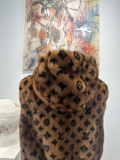  Louis Vuitton Monogram Mink Hooded Gilet #3782 - Image 4