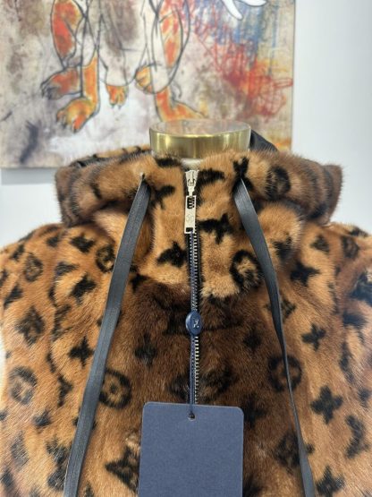  Louis Vuitton Monogram Mink Hooded Gilet #3782 - Image 5