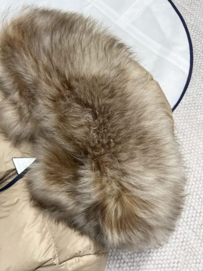 REPLICA MONCLER WOMEN'S BOED HOODED SHEARLING SHORT DOWN JACKET CAMEL BEIGE #3826 - Image 5