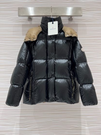 REPLICA MONCLER WOMEN'S PARANA HOODED SHORT DOWN JACKET BLACK #3824