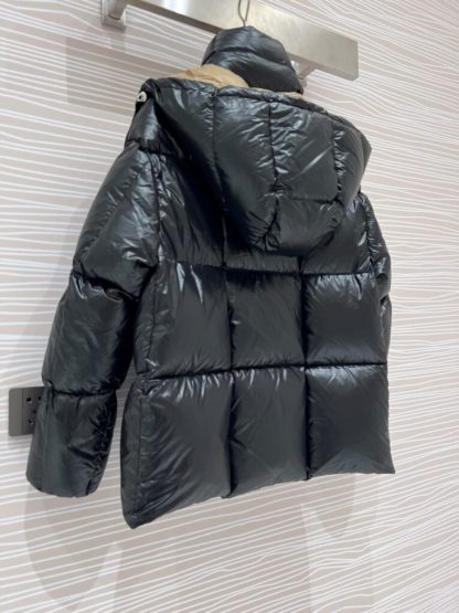 REPLICA MONCLER WOMEN'S PARANA HOODED SHORT DOWN JACKET BLACK #3824 - Image 3