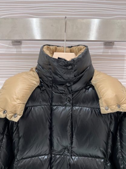 REPLICA MONCLER WOMEN'S PARANA HOODED SHORT DOWN JACKET BLACK #3824 - Image 4