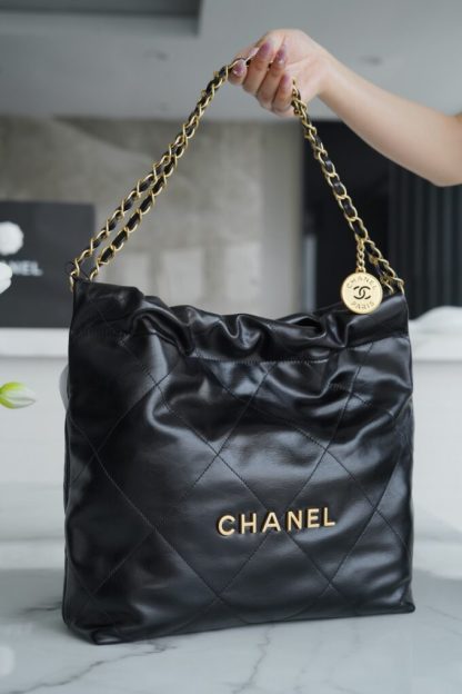 REPLICA CHANEL 22 SMALL HANDBAG CALFSKIN BLACK 2025 #4045 - Image 5