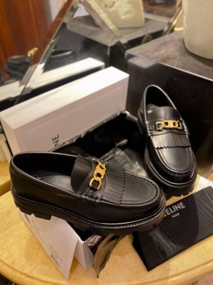REPLICA CELINE MARGARET LOAFER WITH TRIOMPHE CHAIN IN POLISHED BULL #3923 - Image 3