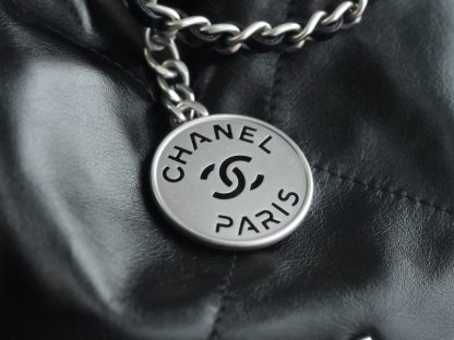 REPLICA CHANEL 22 MINI HANDBAG CALFSKIN BLACK & SLIVER HARDWARE 2025 #4043 - Image 9