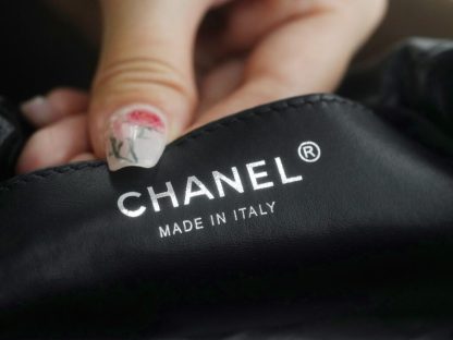 REPLICA CHANEL 22 MINI HANDBAG CALFSKIN BLACK & SLIVER HARDWARE 2025 #4043 - Image 17