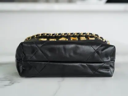 REPLICA CHANEL 22 MINI HANDBAG CALFSKIN BLACK 2025 #4039 - Image 8