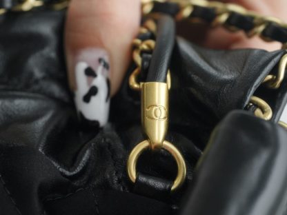 REPLICA CHANEL 22 MINI HANDBAG CALFSKIN BLACK 2025 #4039 - Image 10