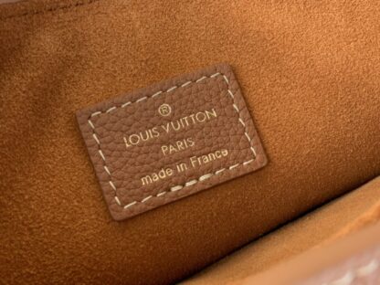  Louis Vuitton Men's 57th Street NYC Avenue Slingbag M12869 #4101 - Image 10