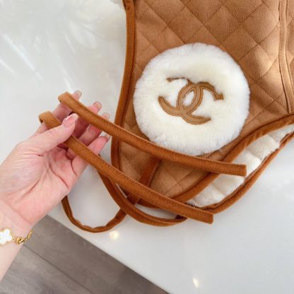  CHANEL Lambskin Skiing Hat Beige 2025 #4080 - Image 9