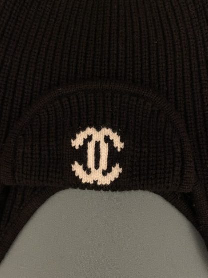  CHANEL Wool Skiing Hat Black & White 2025 #4086 - Image 4