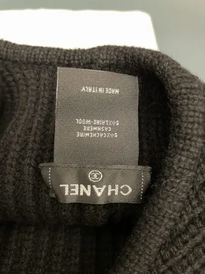  CHANEL Wool Skiing Hat Black & White 2025 #4086 - Image 6