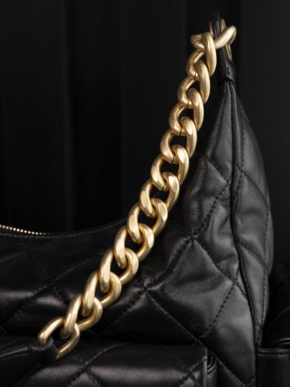REPLICA CHANEL MAXI HOBO BAG BLACK LAMBSKIN 2025 #4036 - Image 15