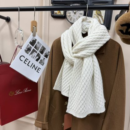  Loro Piana Vallé Scarf Cashmere White #4015 - Image 8