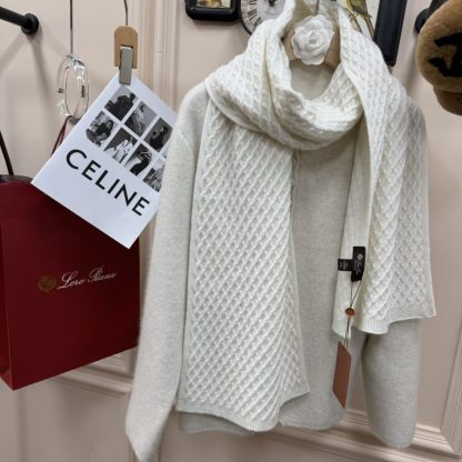  Loro Piana Vallé Scarf Cashmere White #4015 - Image 3