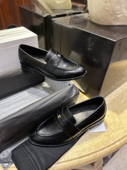 REPLICA CELINE MALAQUAIS TRIOMPHE LOAFER IN POLISHED BULL #3927 - Image 6