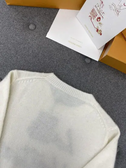  Louis Vuitton Brushed Knit Jumper 1AGHCT White #3988 - Image 2