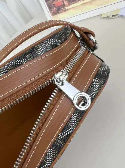  Goyard Cap-Vert PM Bag Black & Tan #4049 - Image 13