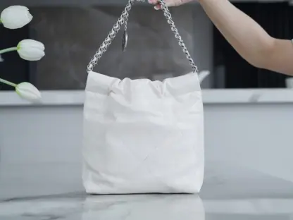 REPLICA CHANEL 22 MINI HANDBAG CALFSKIN WHITE & SLIVER HARDWARE 2025 #4042 - Image 8