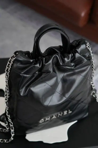 REPLICA CHANEL 22 BACKPACK BLACK LAMBSKIN 2025 #4037 - Image 6