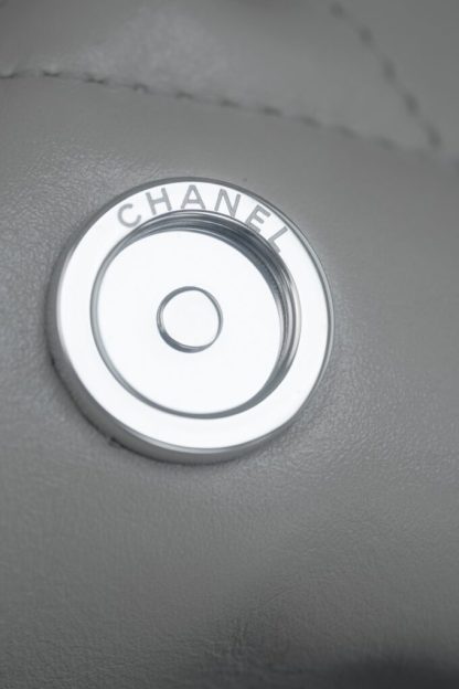 REPLICA CHANEL 22 SMALL HANDBAG CALFSKIN WHITE & SLIVER HARDWARE 2025 #4044 - Image 11
