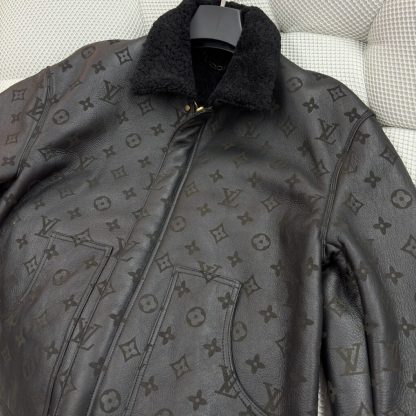  Louis Vuitton Shearling Embossed Monogram Jacket 1AAU2D #4010 - Image 3