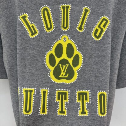  Louis Vuitton Men's Embellished Short-Sleeved Cotton Crewneck #4121 - Image 2