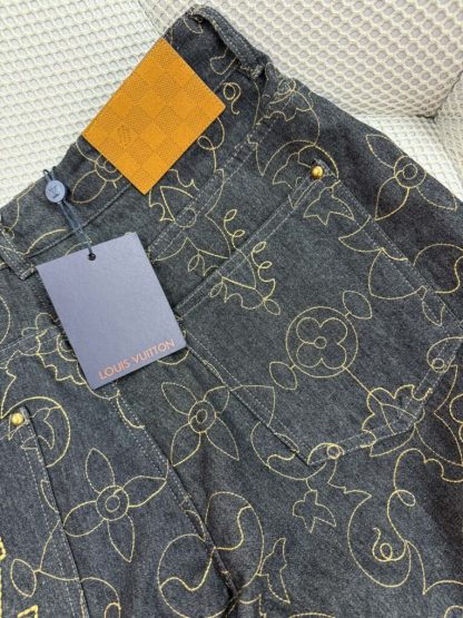  Louis Vuitton Embroidered Denim Pants 1AFX90 For Men #4007 - Image 3
