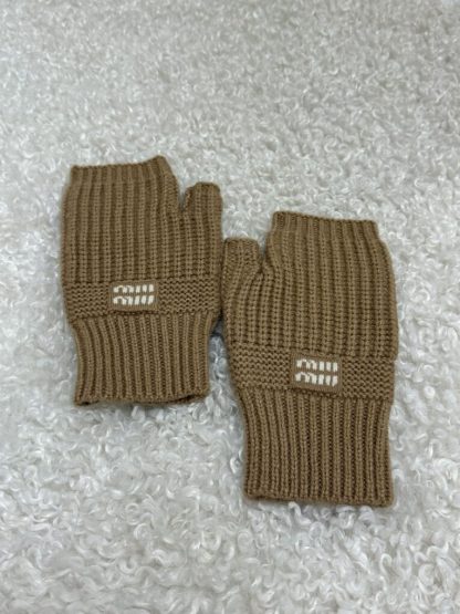  Miu Miu Wool and cashmere gloves 2025 #4088 - Image 7