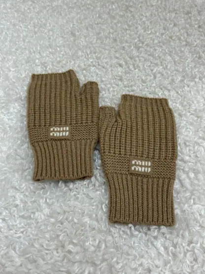  Miu Miu Wool and cashmere gloves 2025 #4088 - Image 7
