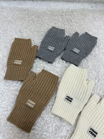 Replica Miu Miu Wool and cashmere gloves 2025 #4088