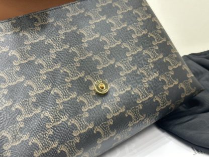 REPLICA CELINE MEDIUM CELINE VICTOIRE BAG IN TRIOMPHE CANVAS 115853 TAN #3961 - Image 6