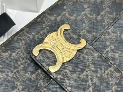 REPLICA CELINE MEDIUM CELINE VICTOIRE BAG IN TRIOMPHE CANVAS 115853 TAN #3961 - Image 7